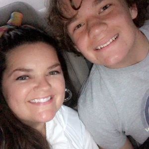 Meet your Posher, Suzanne